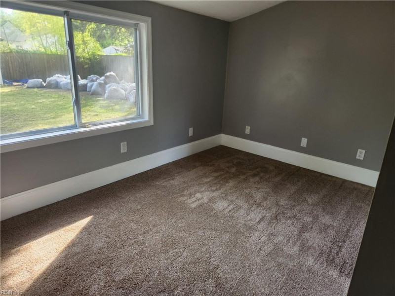 Photo 18 of 28 residential for sale in Norfolk virginia