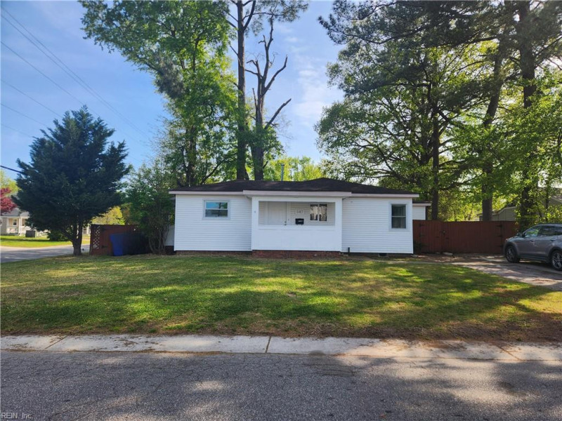 Photo 2 of 28 residential for sale in Norfolk virginia