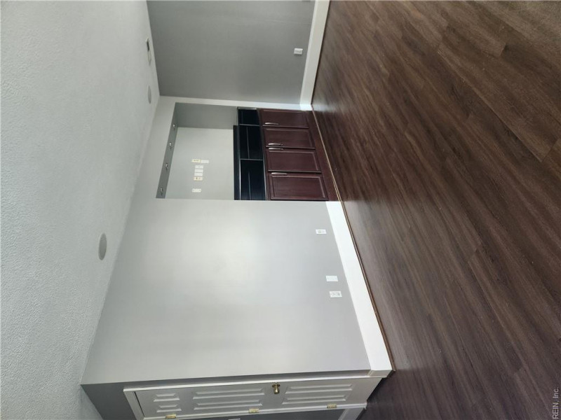 Photo 6 of 28 residential for sale in Norfolk virginia