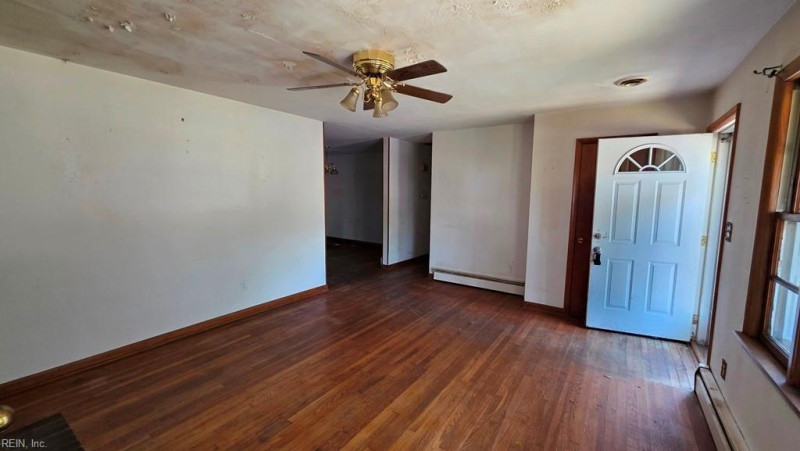 Photo 8 of 24 residential for sale in Hampton virginia Photo 8 of 24 residential for sale in Hampton virginia
