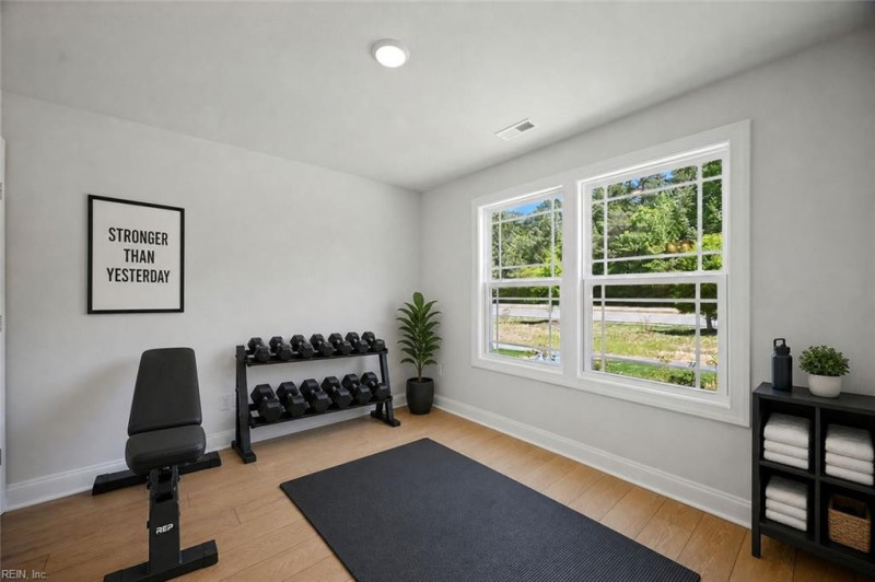 Photo 3 of 41 residential for sale in York County virginia