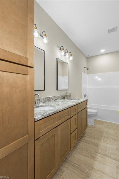 Photo 33 of 50 residential for sale in Chesapeake virginia