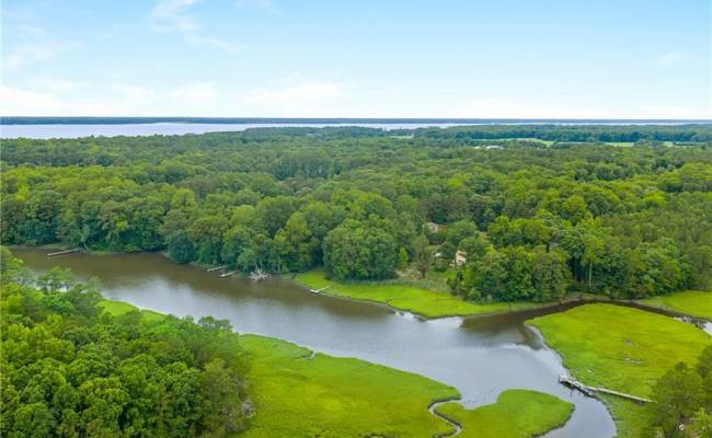 3938 Paradise Point Road, Gloucester County, VA 23072