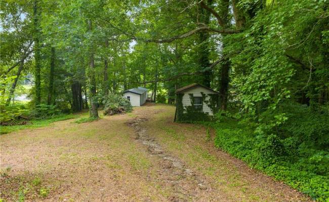 3938 Paradise Point Road, Gloucester County, VA 23072