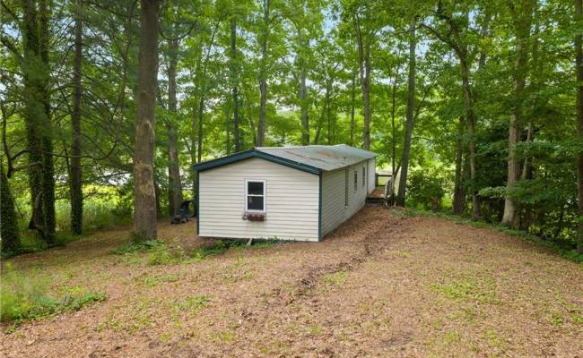 3938 Paradise Point Road, Gloucester County, VA 23072