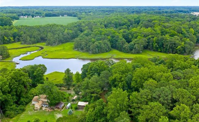 3938 Paradise Point Road, Gloucester County, VA 23072