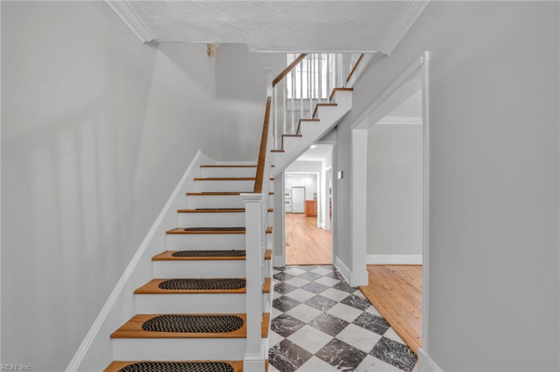 Photo 10 of 50 residential for sale in Hampton virginia