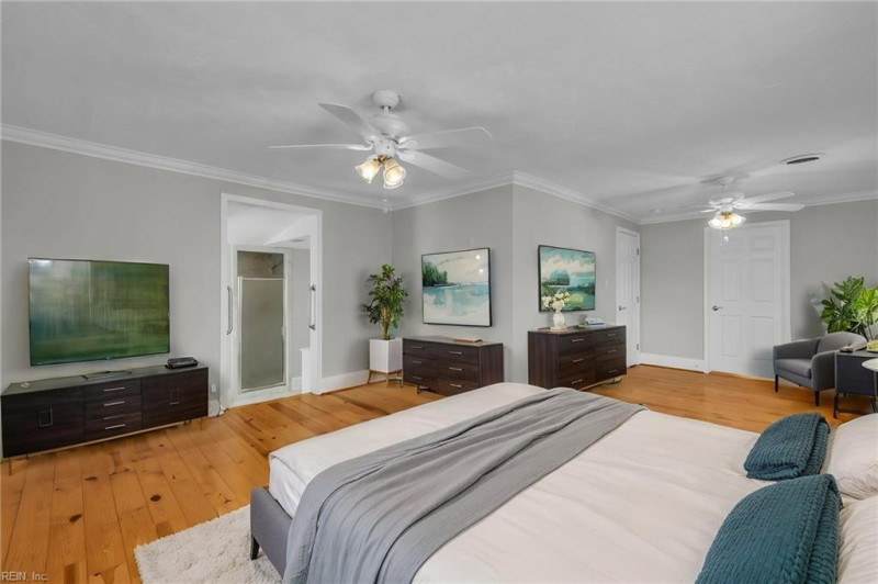 Photo 45 of 50 residential for sale in Hampton virginia