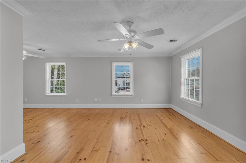 Photo 46 of 50 residential for sale in Hampton virginia