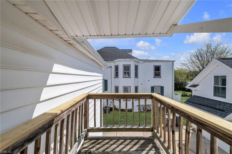 Photo 9 of 50 residential for sale in Hampton virginia