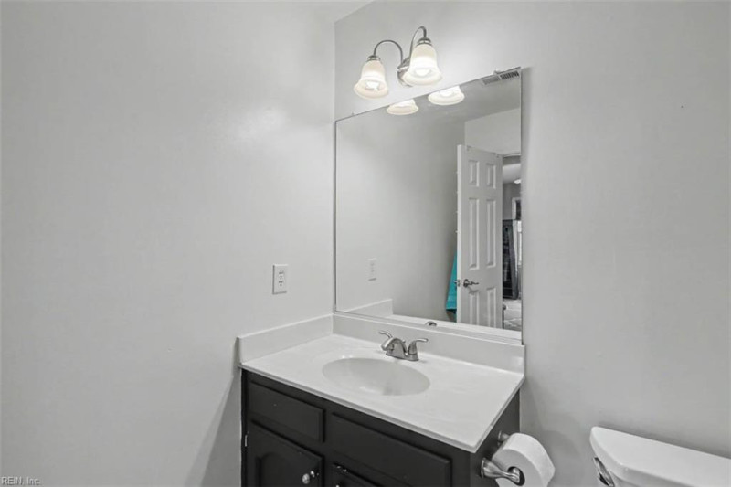 Photo 17 of 30 residential for sale in Newport News virginia