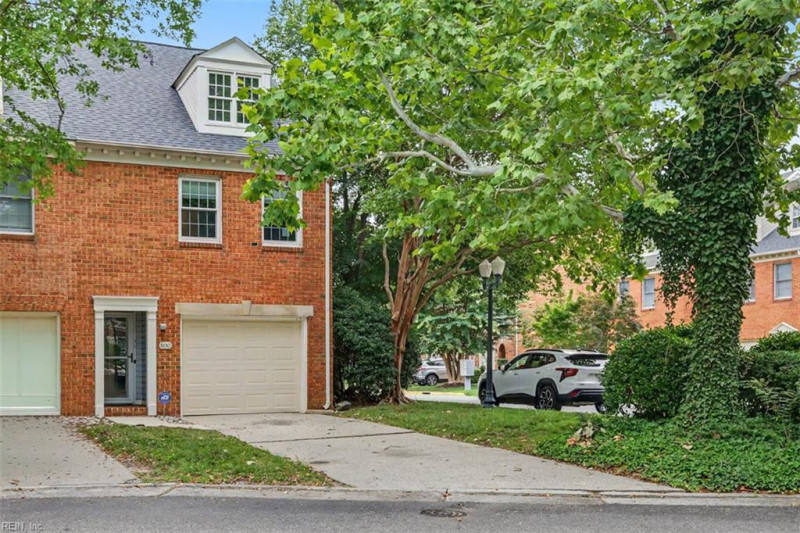Photo 29 of 30 residential for sale in Newport News virginia