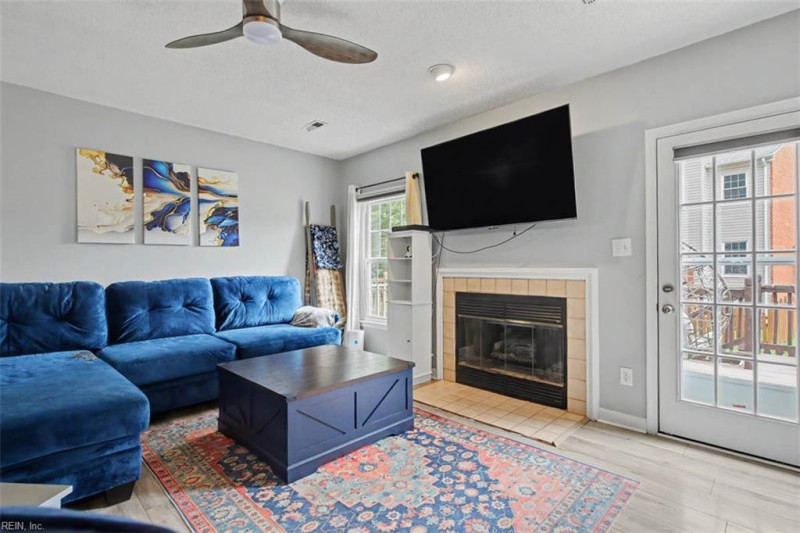 Photo 6 of 30 residential for sale in Newport News virginia