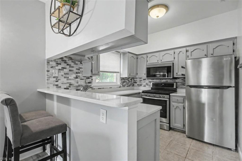 Photo 9 of 30 residential for sale in Newport News virginia