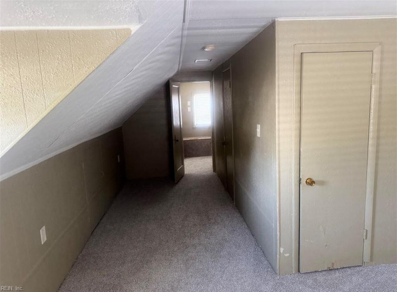 Photo 15 of 17 residential for sale in Hampton virginia