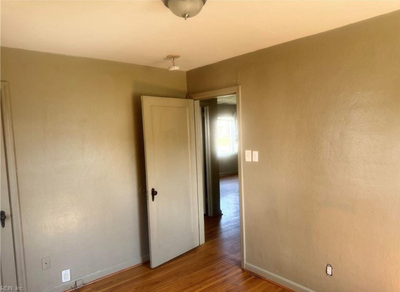 Photo 9 of 17 residential for sale in Hampton virginia