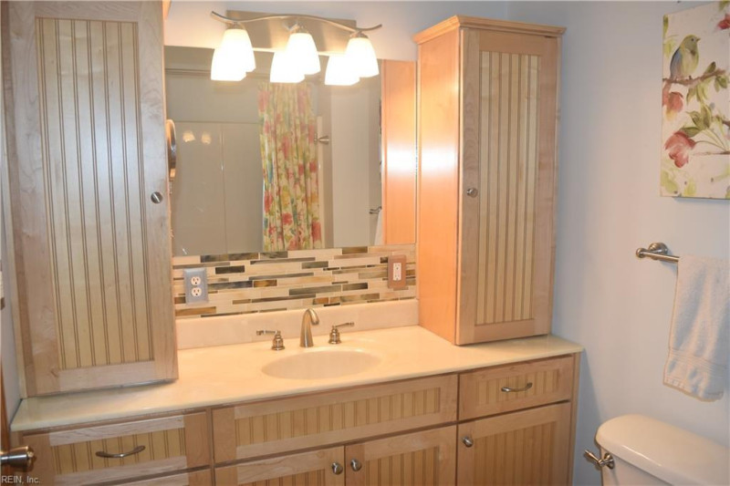 Photo 16 of 42 residential for sale in Isle of Wight County virginia