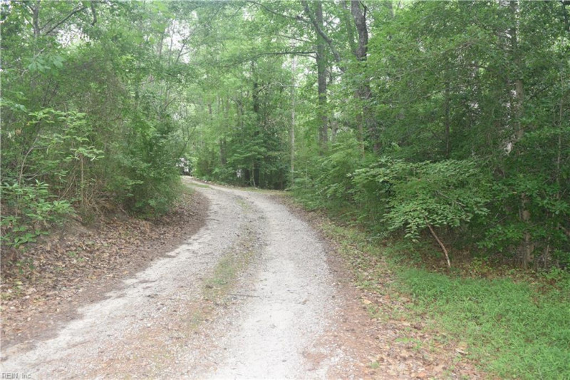 Photo 2 of 42 residential for sale in Isle of Wight County virginia