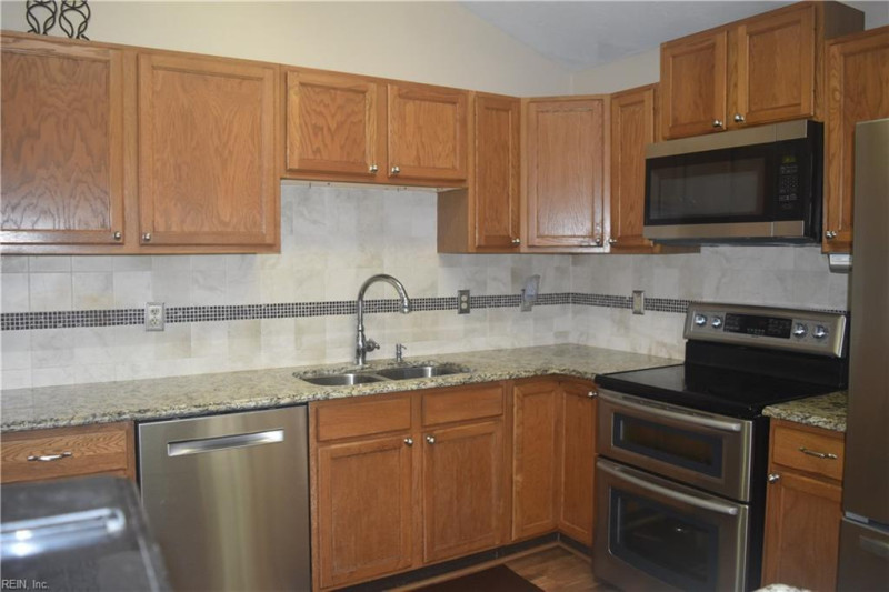 Photo 7 of 42 residential for sale in Isle of Wight County virginia