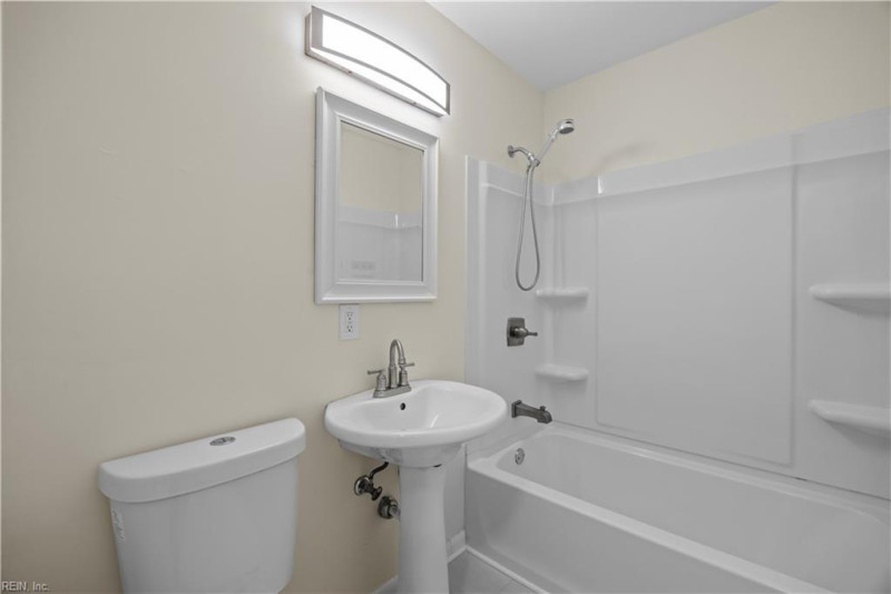 Photo 11 of 32 residential for sale in Newport News virginia Photo 11 of 32 residential for sale in Newport News virginia