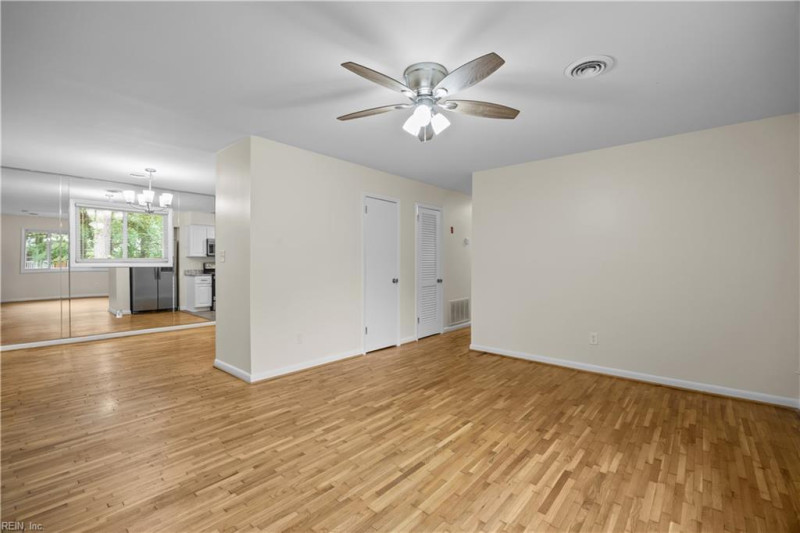Photo 6 of 32 residential for sale in Newport News virginia Photo 6 of 32 residential for sale in Newport News virginia