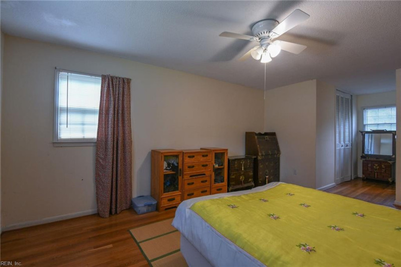Photo 27 of 40 residential for sale in Virginia Beach virginia