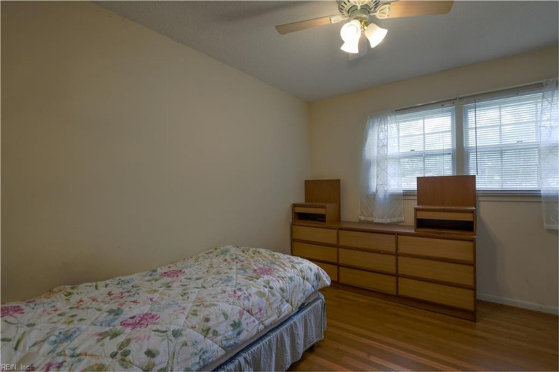 Photo 30 of 40 residential for sale in Virginia Beach virginia