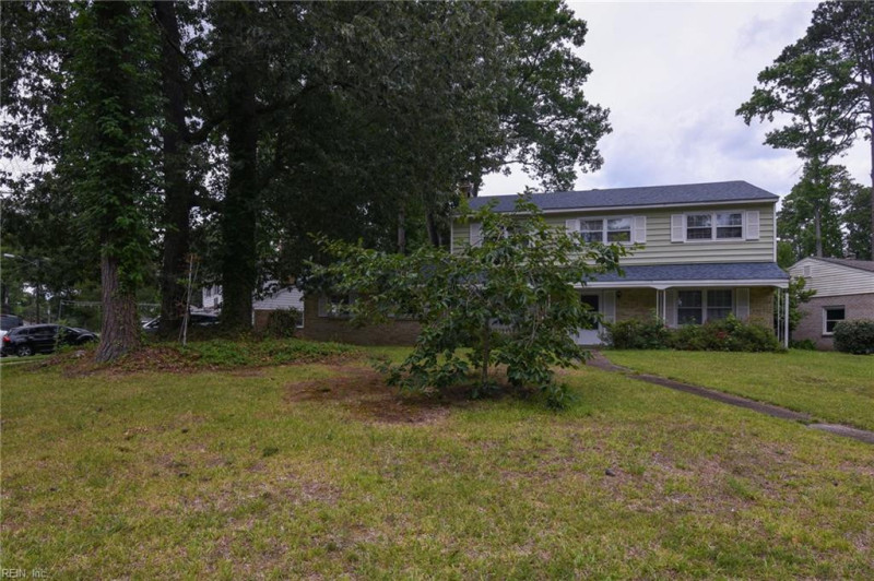 Photo 5 of 40 residential for sale in Virginia Beach virginia