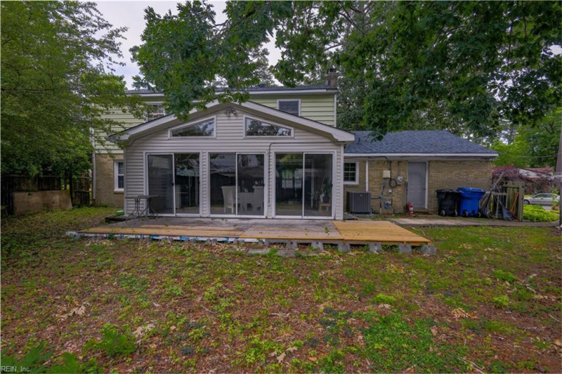 Photo 8 of 40 residential for sale in Virginia Beach virginia