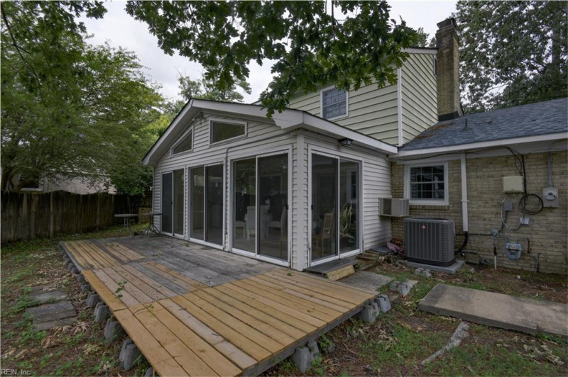 Photo 9 of 40 residential for sale in Virginia Beach virginia