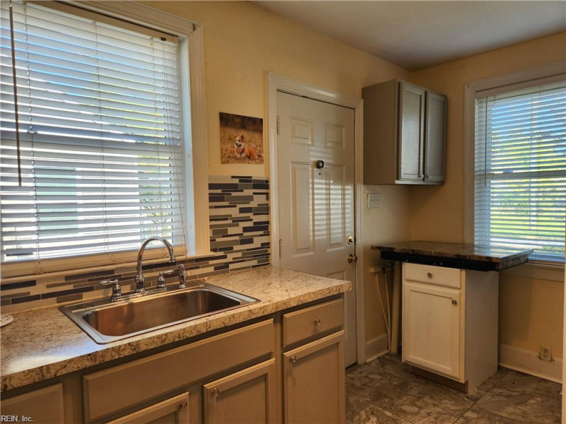 Photo 16 of 31 residential for sale in Portsmouth virginia Photo 16 of 31 residential for sale in Portsmouth virginia