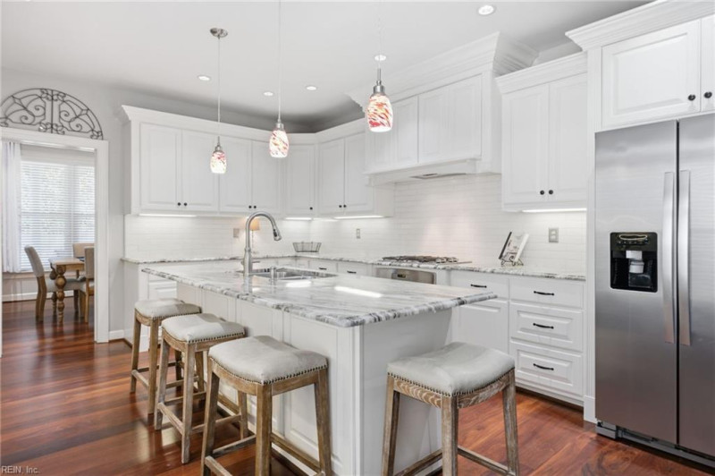 Photo 18 of 46 residential for sale in Virginia Beach virginia