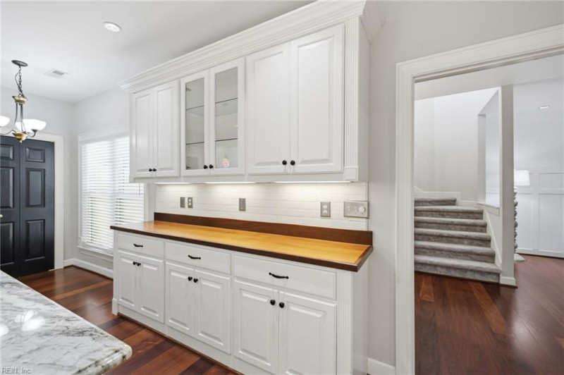 Photo 20 of 46 residential for sale in Virginia Beach virginia