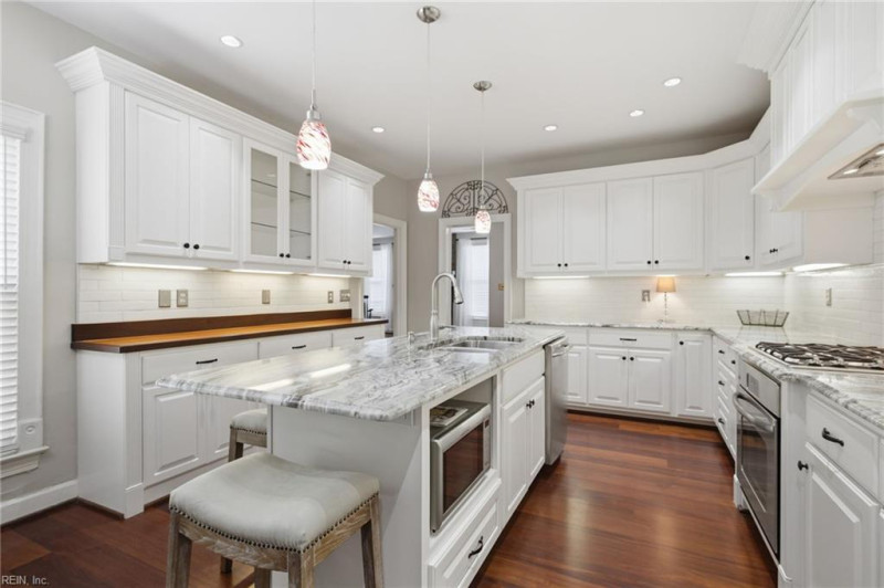 Photo 24 of 46 residential for sale in Virginia Beach virginia