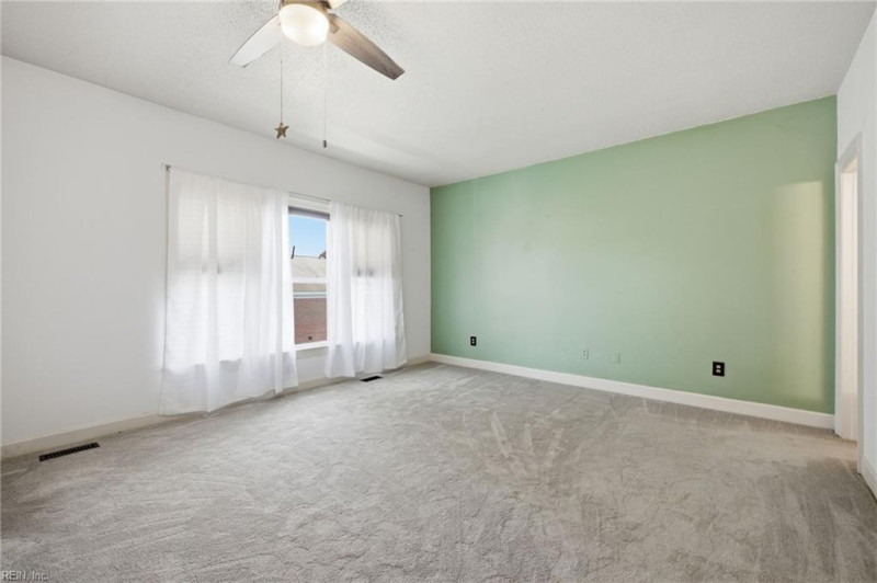 Photo 29 of 46 residential for sale in Virginia Beach virginia