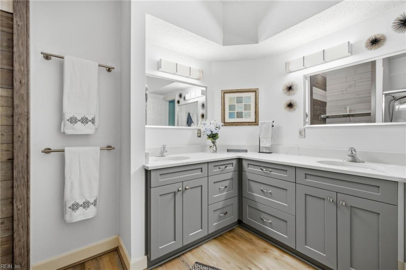Photo 32 of 46 residential for sale in Virginia Beach virginia