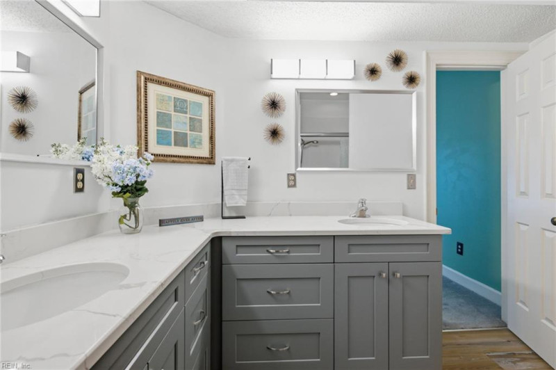 Photo 33 of 46 residential for sale in Virginia Beach virginia