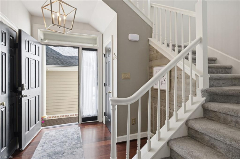 Photo 5 of 46 residential for sale in Virginia Beach virginia