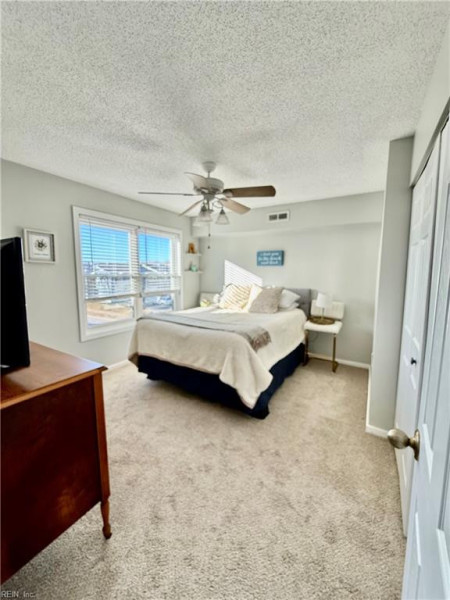 Photo 16 of 36 residential for sale in Virginia Beach virginia