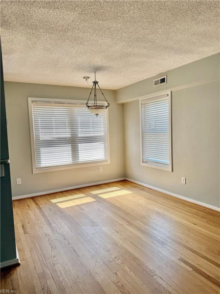 Photo 8 of 36 residential for sale in Virginia Beach virginia