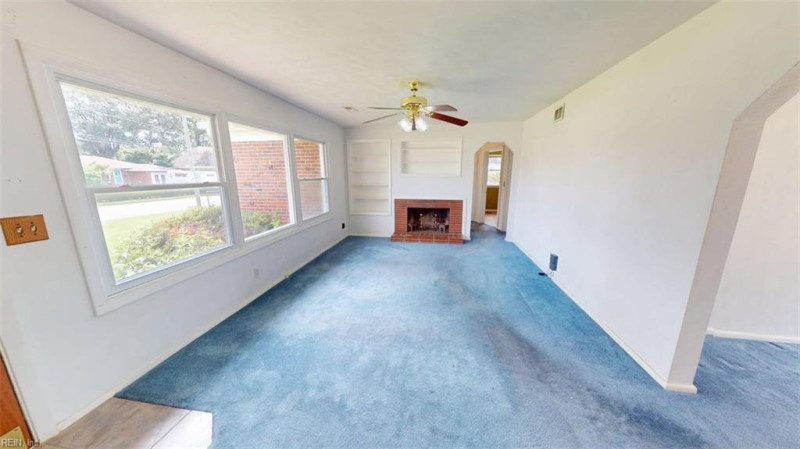 Photo 4 of 45 residential for sale in Norfolk virginia