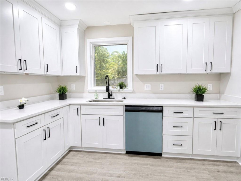 Photo 10 of 40 residential for sale in Virginia Beach virginia Photo 10 of 40 residential for sale in Virginia Beach virginia