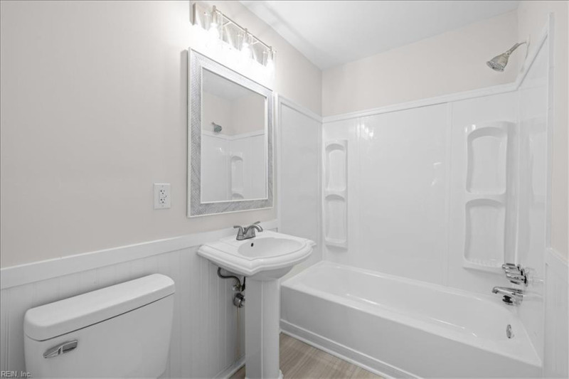 Photo 23 of 30 residential for sale in Chesapeake virginia