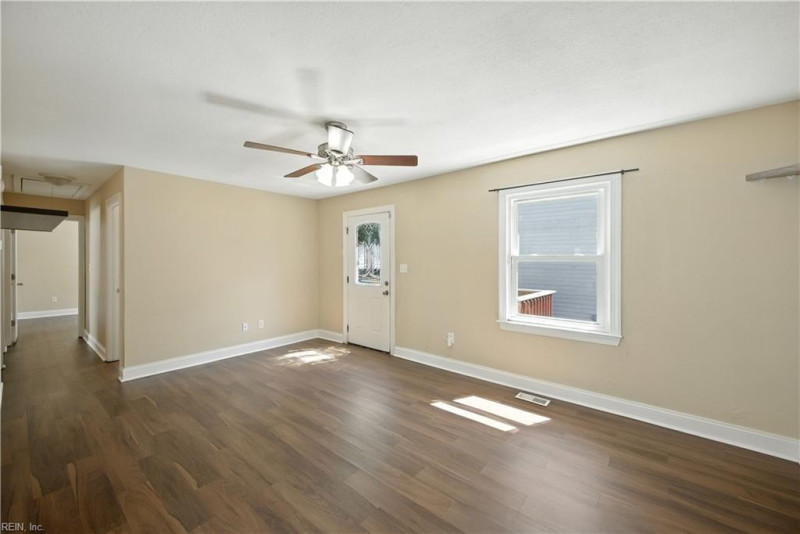 Photo 15 of 42 residential for sale in Norfolk virginia Photo 15 of 42 residential for sale in Norfolk virginia