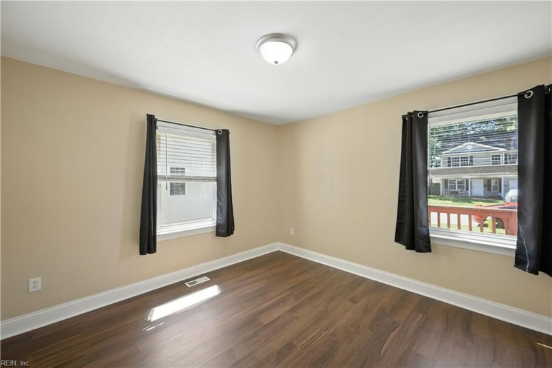 Photo 8 of 42 residential for sale in Norfolk virginia Photo 8 of 42 residential for sale in Norfolk virginia