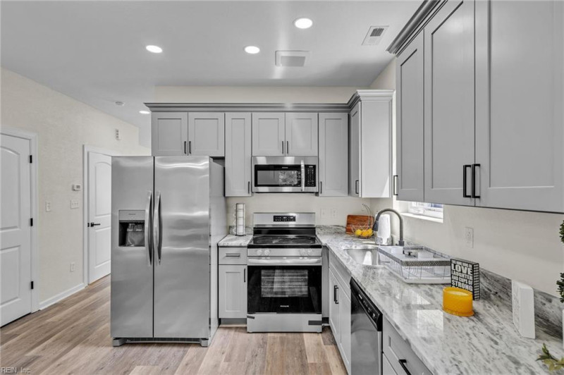 Photo 4 of 45 residential for sale in Norfolk virginia Photo 4 of 45 residential for sale in Norfolk virginia
