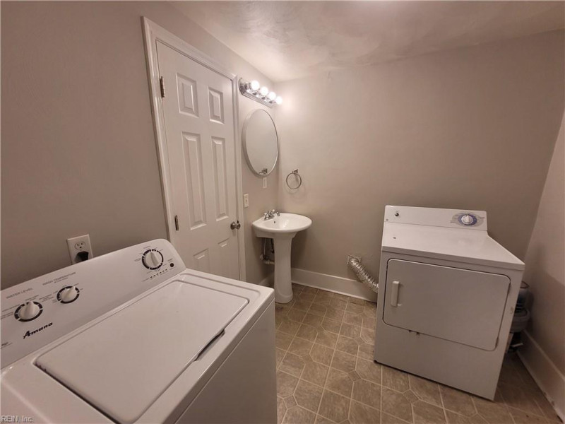 Photo 13 of 22 residential for sale in Norfolk virginia