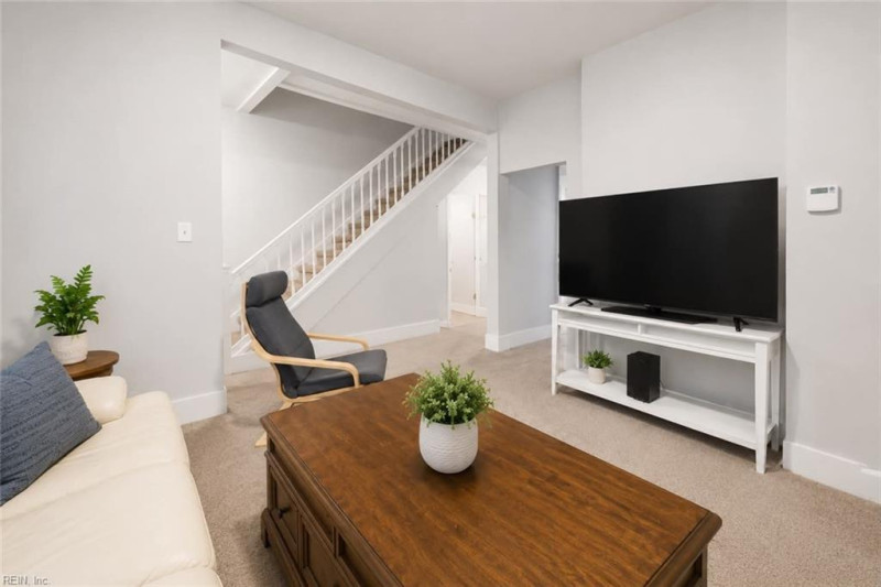 Photo 5 of 22 residential for sale in Norfolk virginia