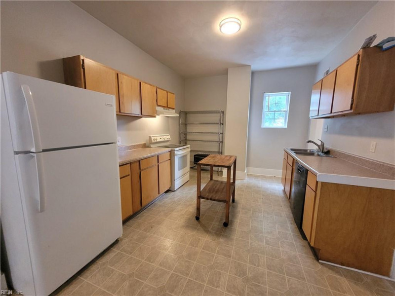 Photo 7 of 22 residential for sale in Norfolk virginia