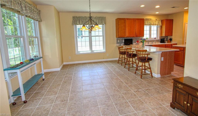 Photo 5 of 28 residential for sale in James City County virginia